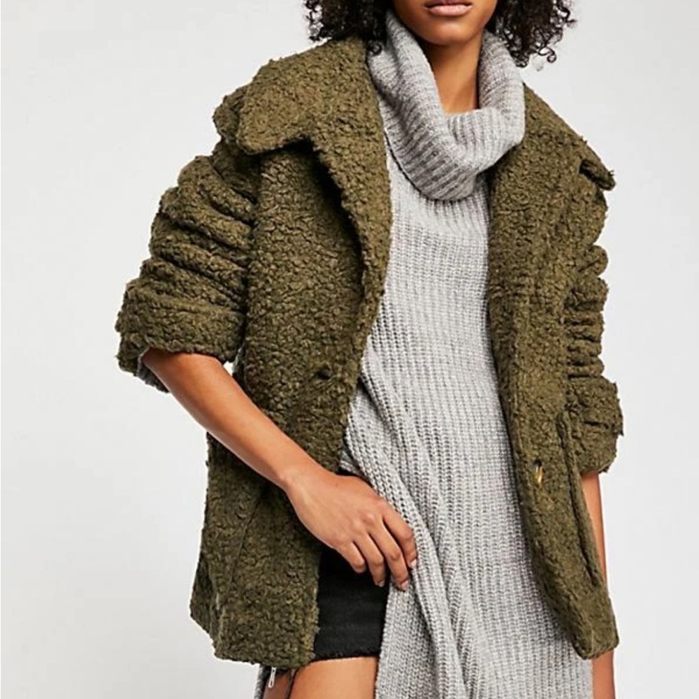 FREE PEOPLE: SO SOFT TEDDY FAUX SHEARLING PEA COAT JACKET GREEN